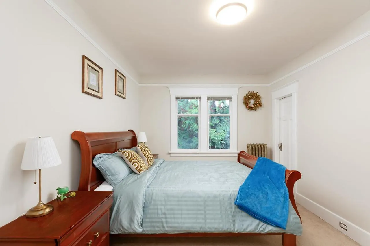 Central Shaughnessy Cozy Heritage House Vancouver 0*,  Kanada